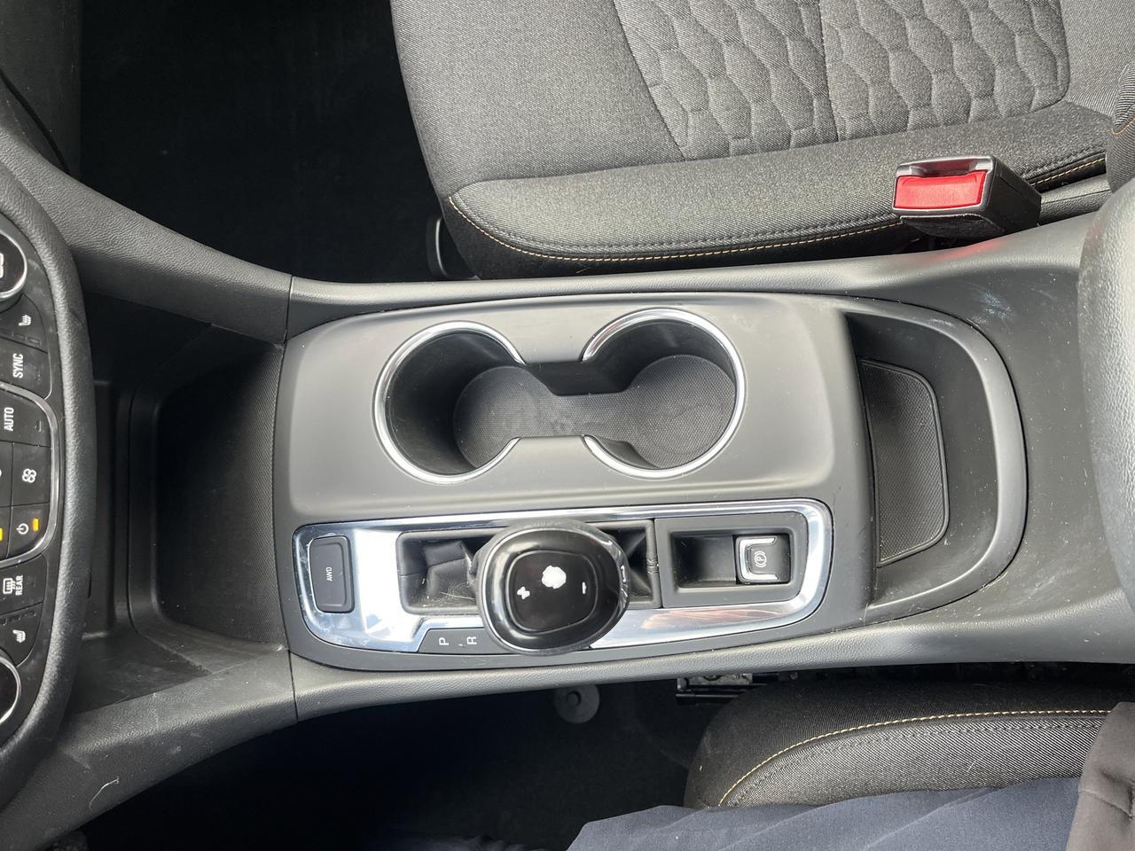 2021 Chevrolet Equinox LT AWD Conf&ConvPkg w/18s HtdSeats PwrLiftgate RemoteStart FogLights BlackBowties Saukville WI