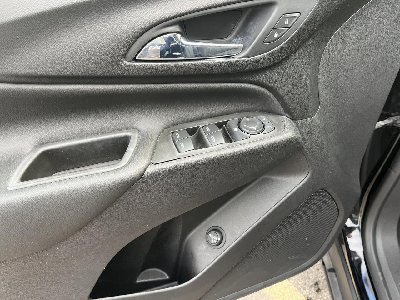 2021 Chevrolet Equinox LT AWD Conf&ConvPkg w/18s HtdSeats PwrLiftgate RemoteStart FogLights BlackBowties Saukville WI