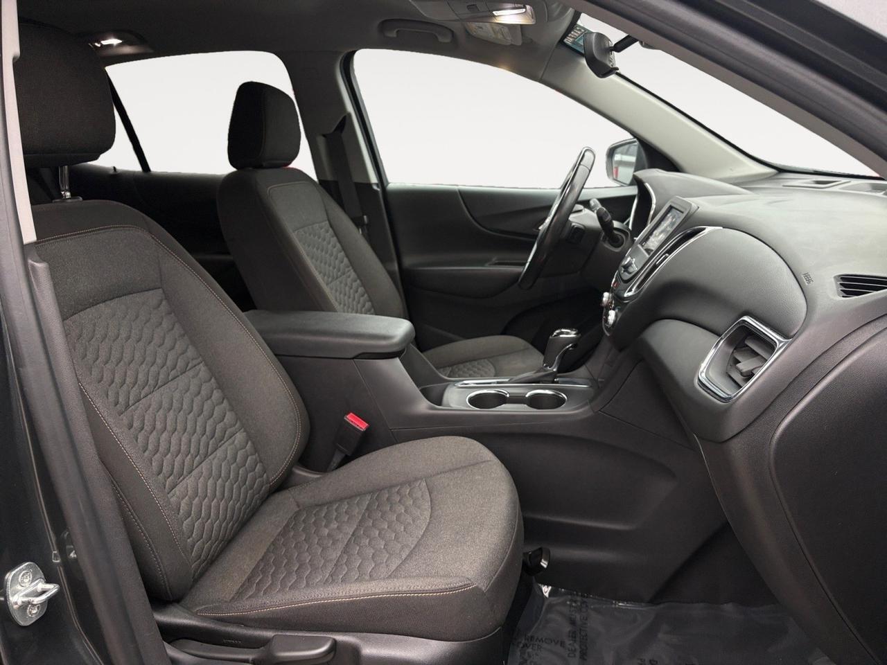 2021 Chevrolet Equinox LT, LANE KEEP ASSIST, BLIND SPOT ALERT, FORWARD COLLISION ALERT, POWER LIFTGATE, BACKUP CAMERA WITH PARKING SENSORS, HEATED SEATS, APPLE CARPLAY/ANDROID AUTO, REMOTE START, ONLY 1 OWNER, CLEAN CARFAX, CHANGE INTO A CHEVY TODAY! Virginia Beach VA