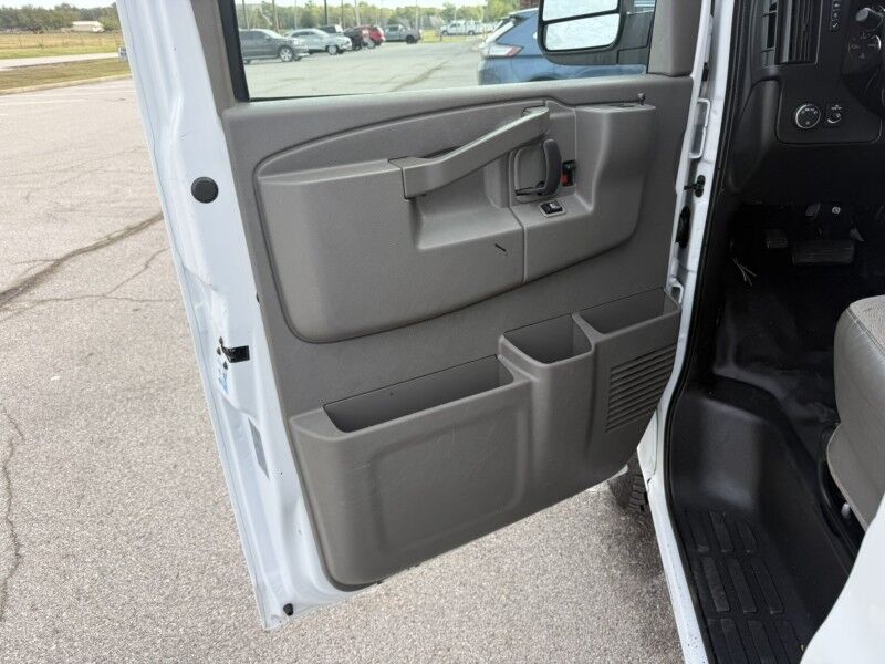 2021 Chevrolet Express 2500 Cargo Van 6.6L V8 Collinsville OK