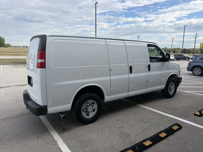 2021 Chevrolet Express 2500 Cargo Van 6.6L V8 Collinsville OK