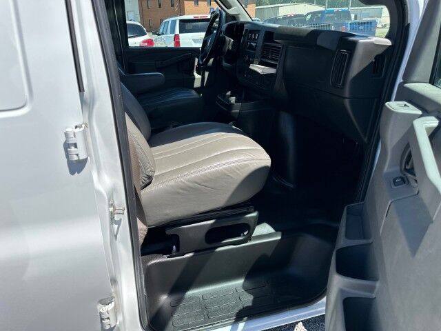 2021 Chevrolet Express 2500 Cargo Van w/ Ladder Rack & Bin Pkg Ashland VA