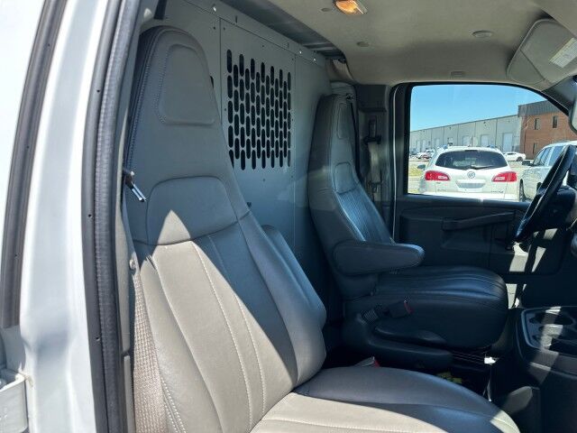 2021 Chevrolet Express 2500 Cargo Van w/ Ladder Rack & Bin Pkg Ashland VA