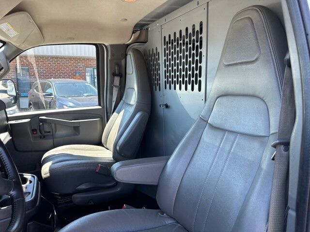 2021 Chevrolet Express 2500 Cargo Van w/ Ladder Rack & Bin Pkg Ashland VA