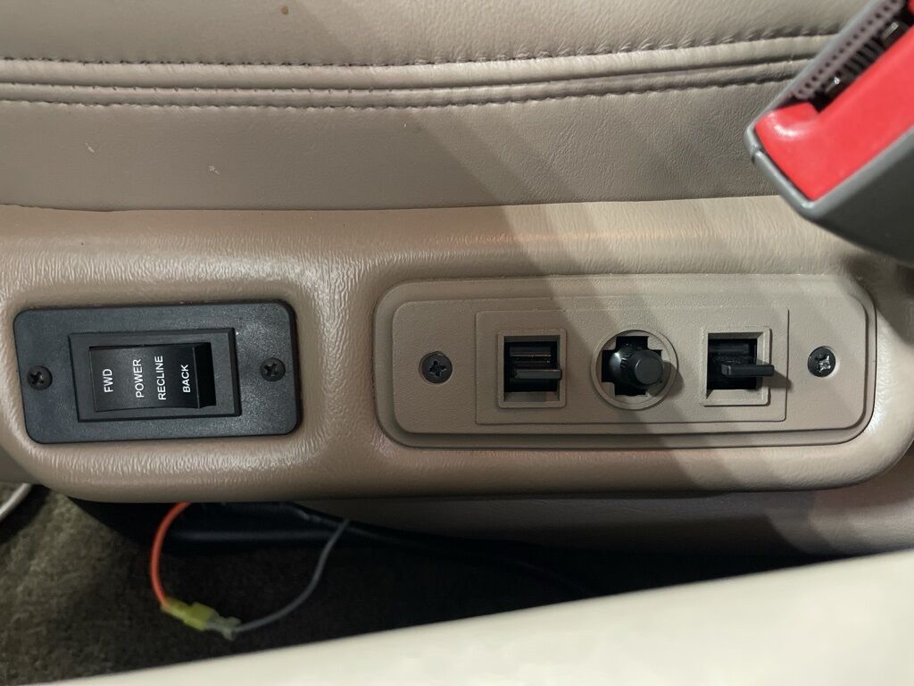 2021 Chevrolet Express 2500 Explorer Conversion RWD 9 Passenger Minocqua WI