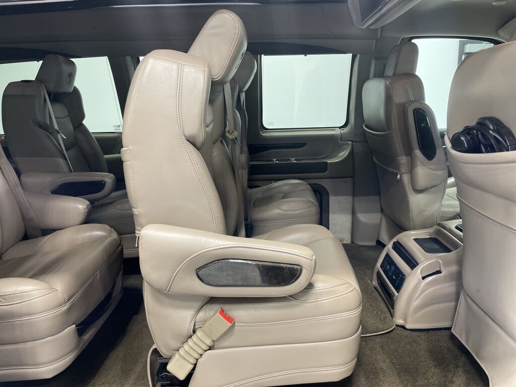 2021 Chevrolet Express 2500 Explorer Conversion RWD 9 Passenger Minocqua WI
