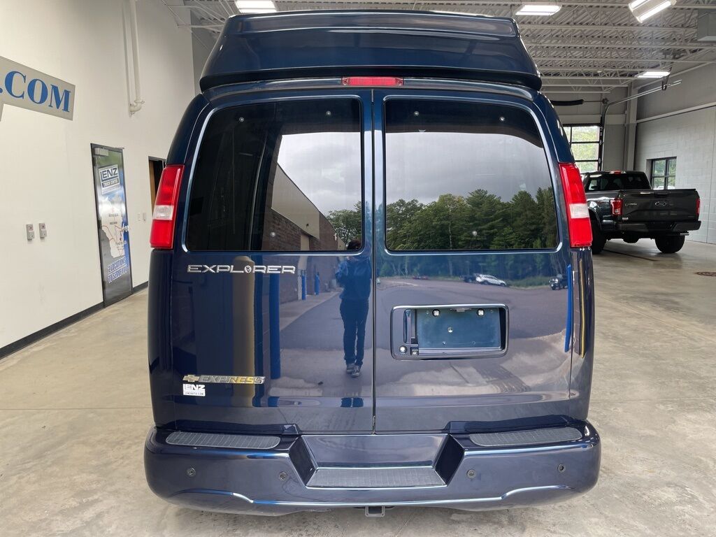 2021 Chevrolet Express 2500 Explorer Conversion RWD 9 Passenger Minocqua WI