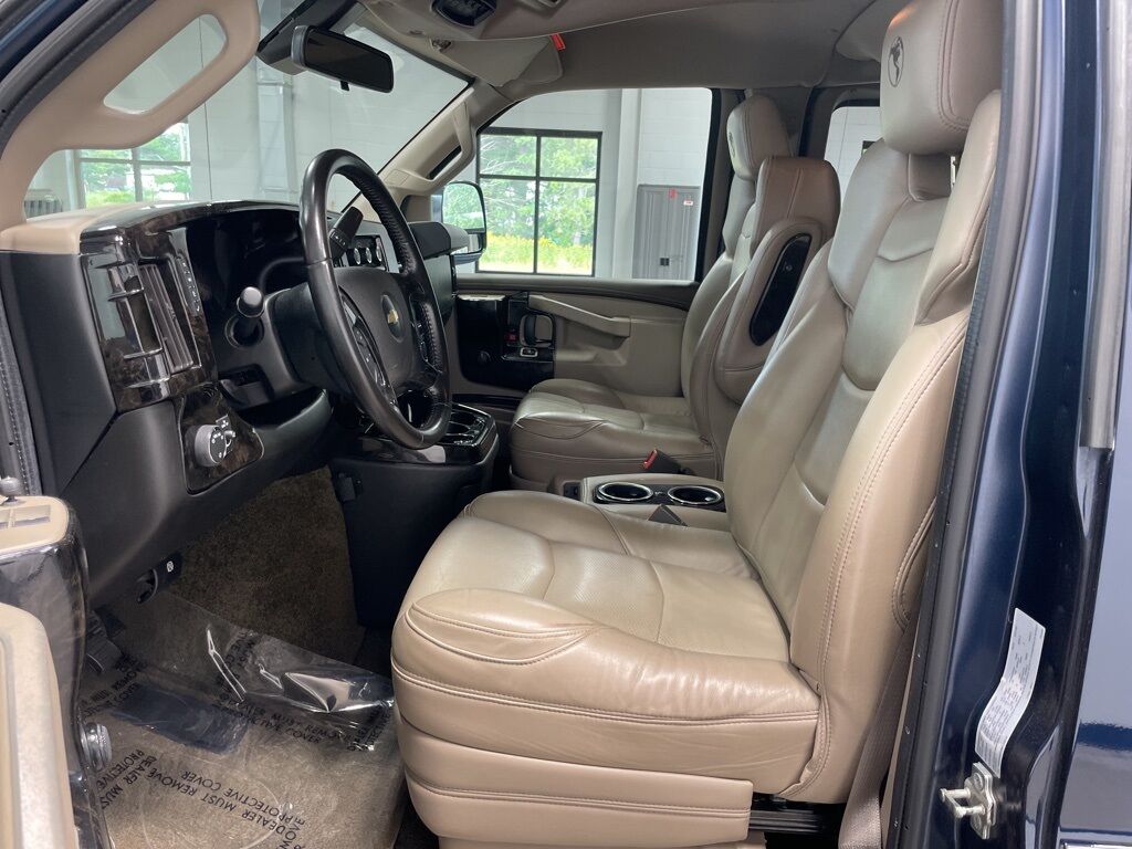 2021 Chevrolet Express 2500 Explorer Conversion RWD 9 Passenger Minocqua WI