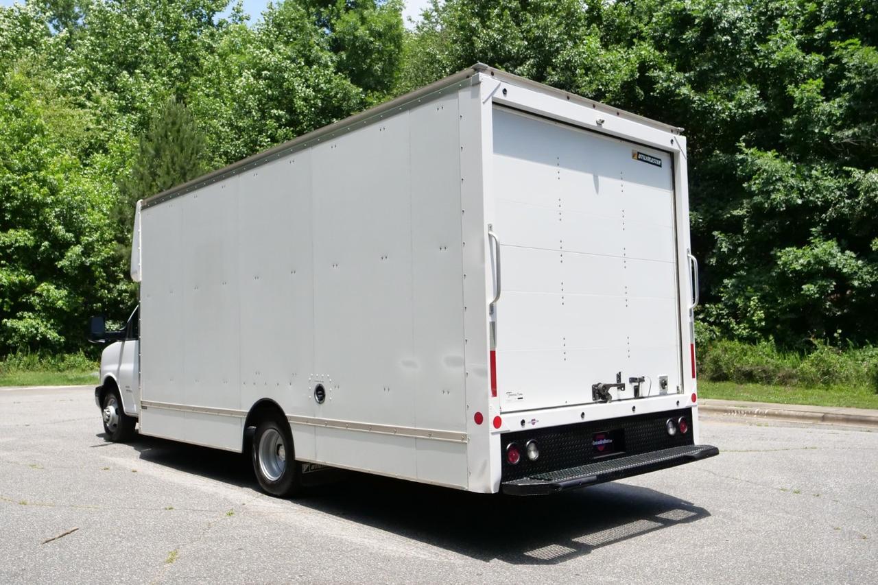 2021 Chevrolet Express 4500 Utilimaster Utilivan / DRW / 18FT Box / Foldable Shelving! Lincolnton NC