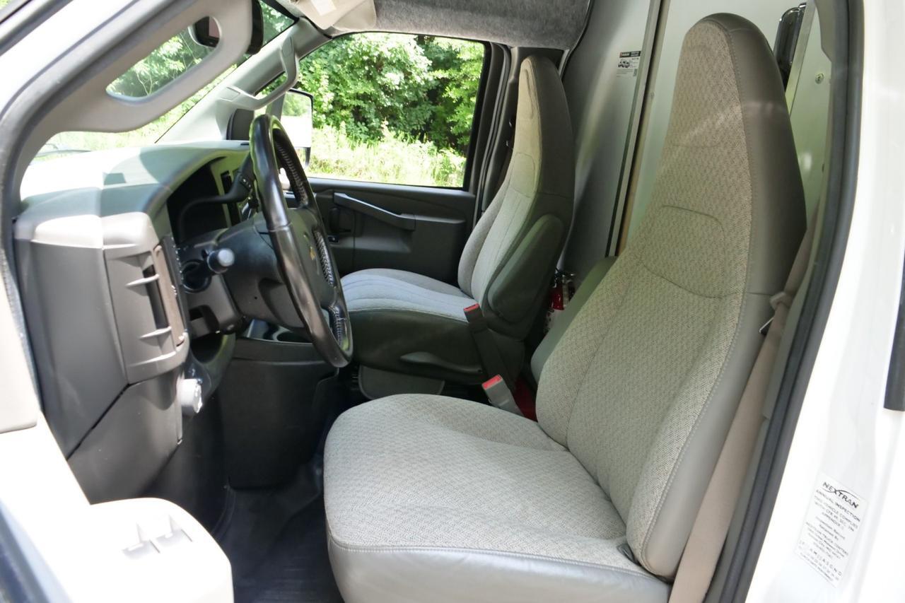 2021 Chevrolet Express 4500 Utilimaster Utilivan / DRW / 18FT Box / Foldable Shelving! Lincolnton NC