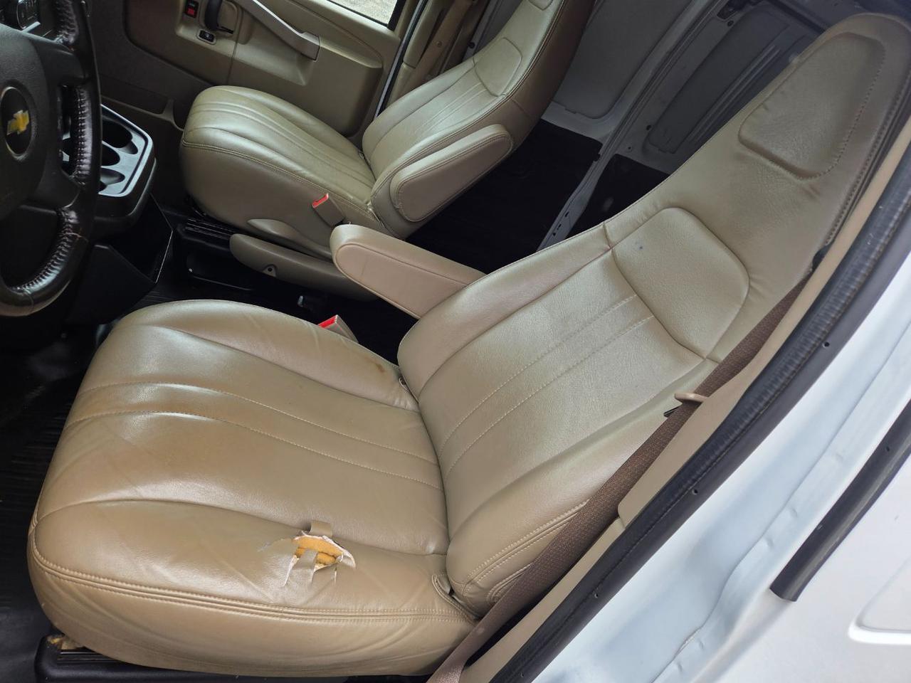 2021 Chevrolet Express Cargo RWD 2500 Regular Wheelbase WT Charlton MA
