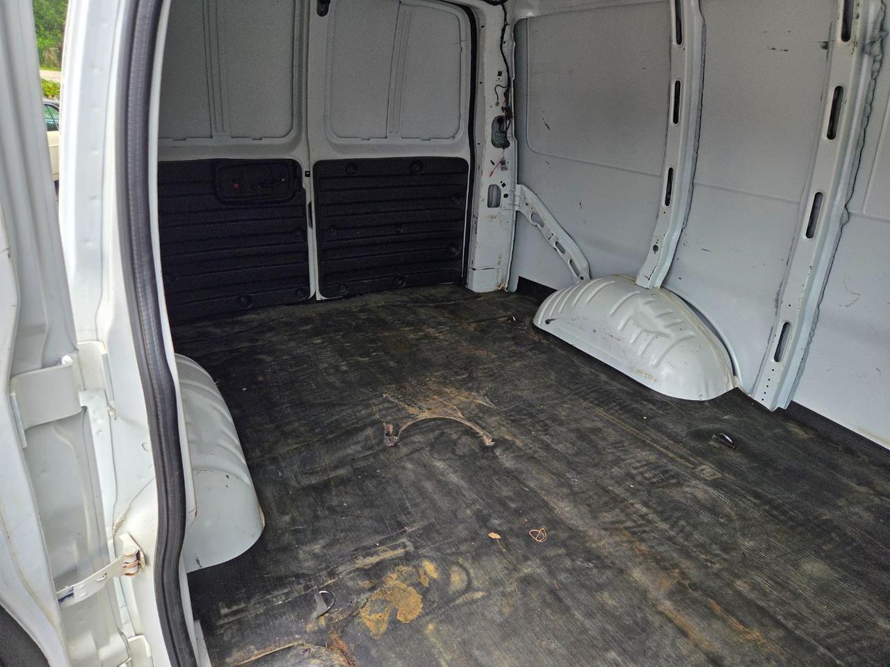 2021 Chevrolet Express Cargo RWD 2500 Regular Wheelbase WT Charlton MA