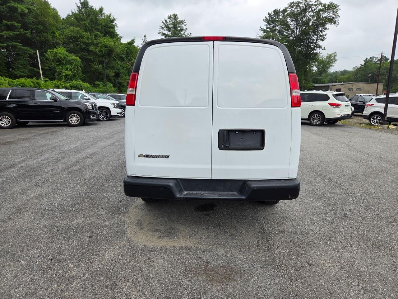 2021 Chevrolet Express Cargo RWD 2500 Regular Wheelbase WT Charlton MA