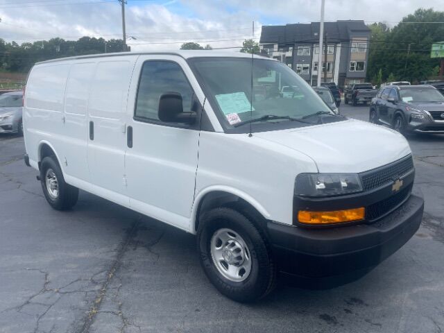 2021 Chevrolet Express Cargo RWD 3500 Regular Wheelbase WT