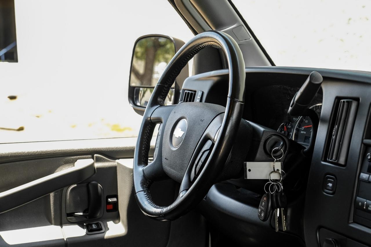 2021 Chevrolet Express Cargo Van Farmers Branch TX