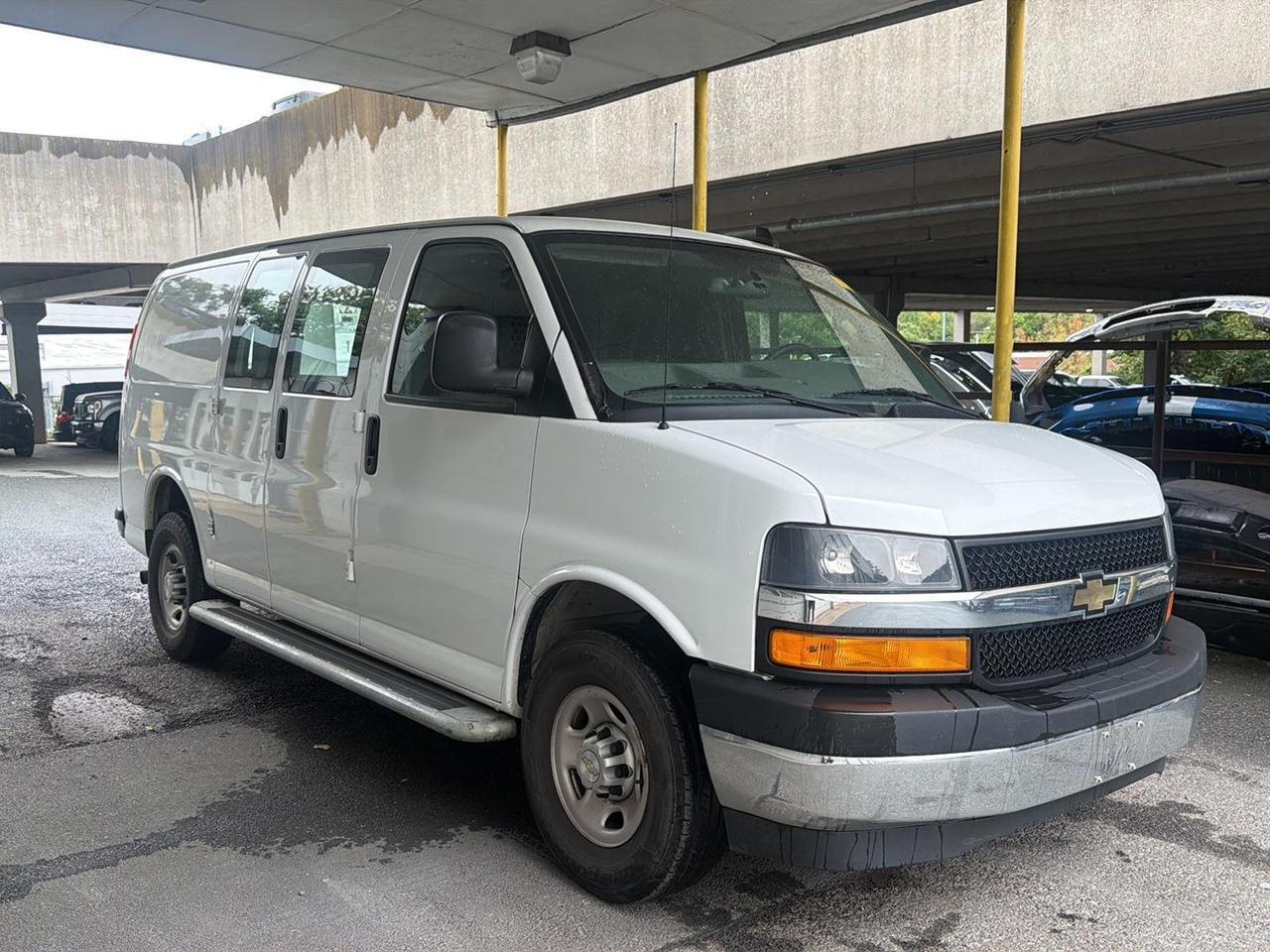 2021 Chevrolet Express Cargo Van RWD 2500 135