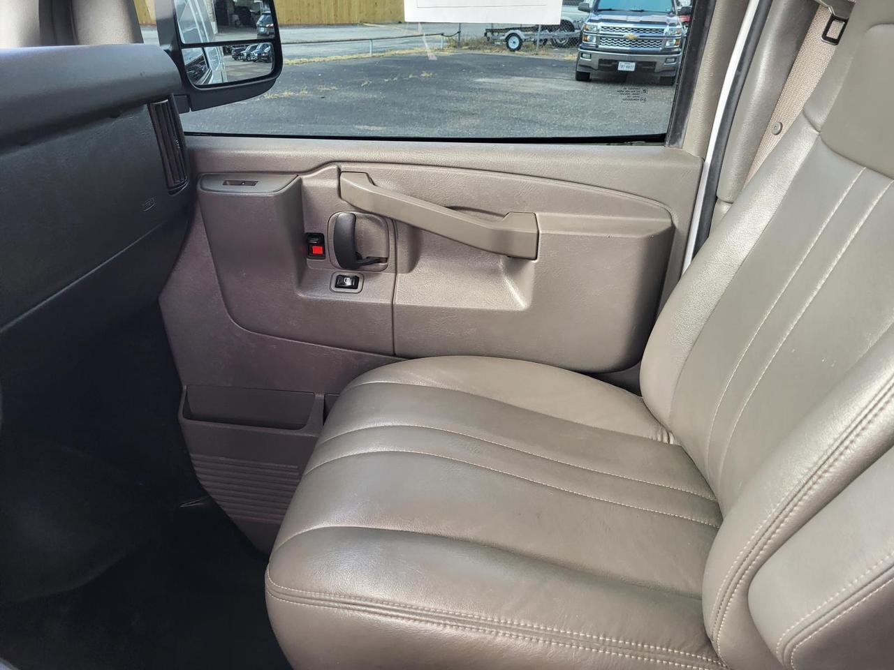 2021 Chevrolet Express Cargo Van RWD 2500 155 Beeville TX