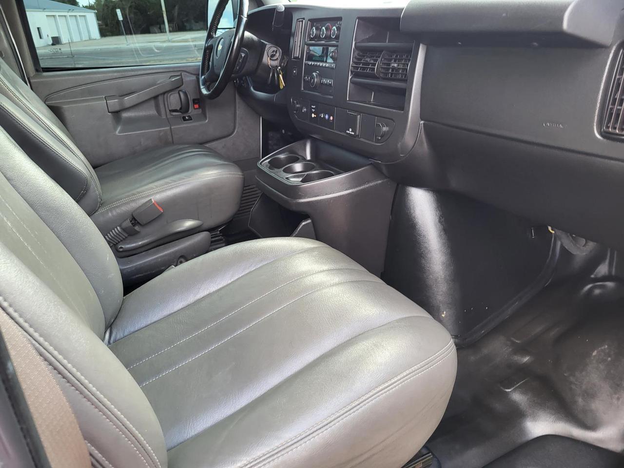 2021 Chevrolet Express Cargo Van RWD 2500 155 Beeville TX