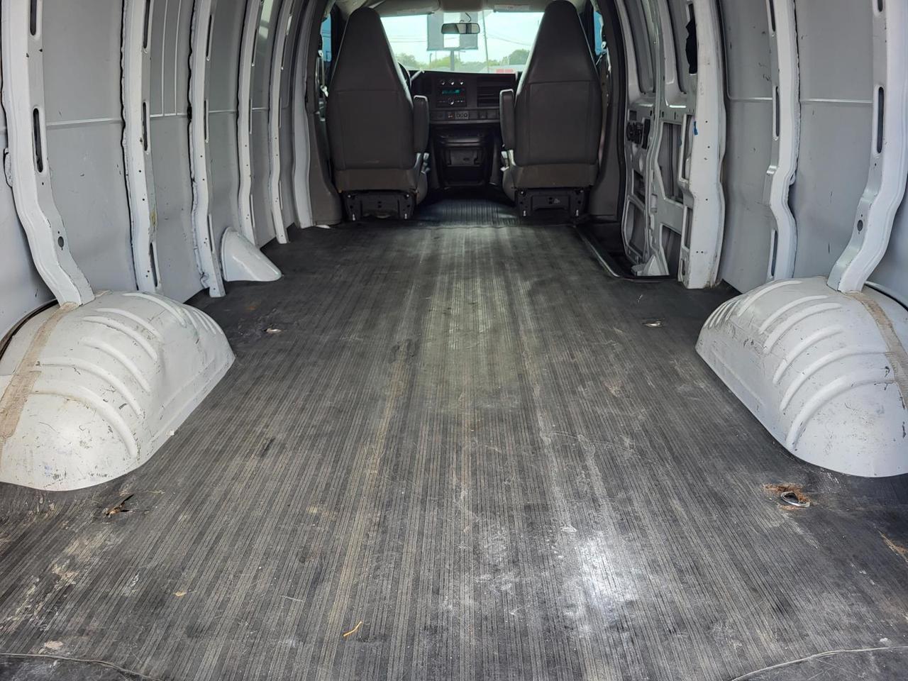 2021 Chevrolet Express Cargo Van RWD 2500 155 Beeville TX