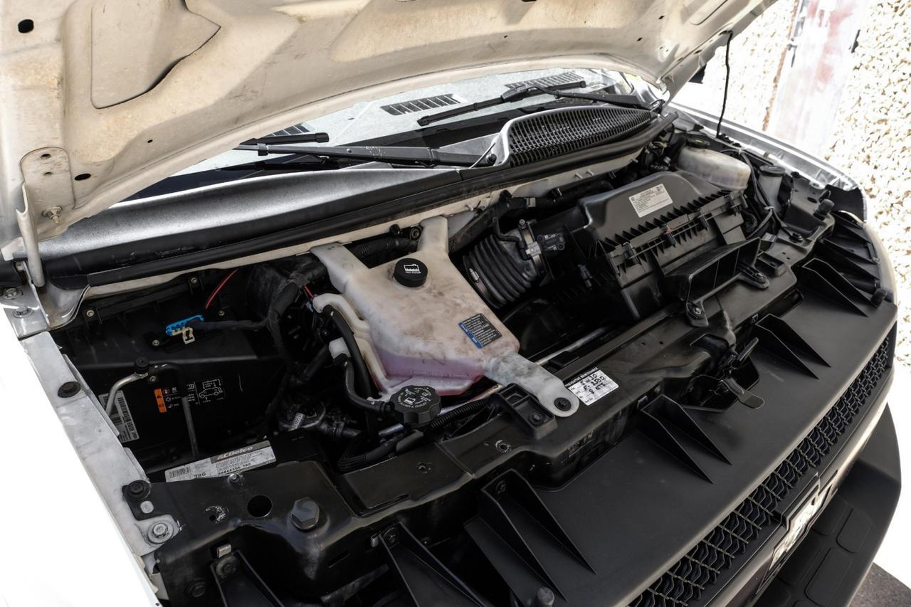 2021 Chevrolet Express Commercial Cutaway Farmers Branch TX