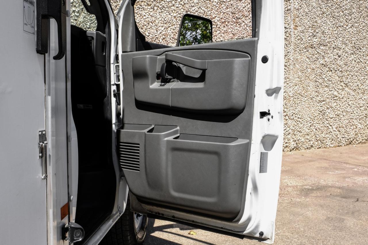 2021 Chevrolet Express Commercial Cutaway Farmers Branch TX