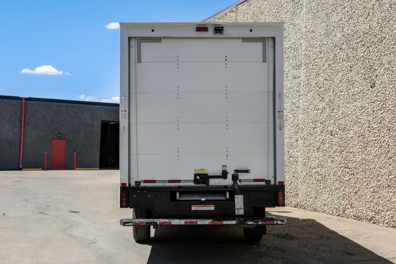 2021 Chevrolet Express Commercial Cutaway Farmers Branch TX