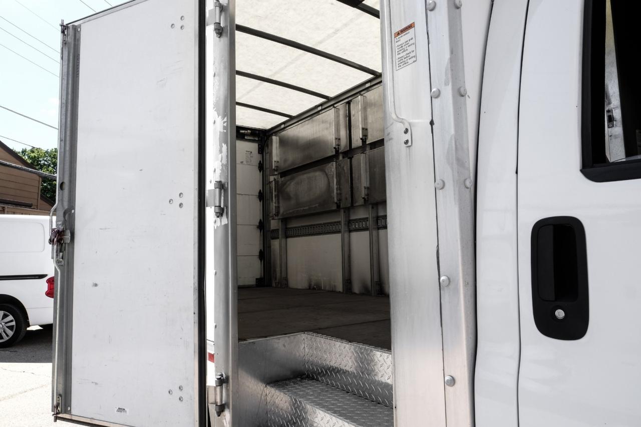 2021 Chevrolet Express Commercial Cutaway Farmers Branch TX