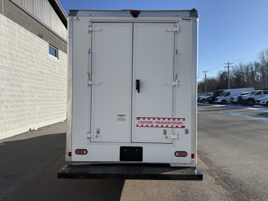 2021 Chevrolet Express Commercial Cutaway 3500 Van 139 Maumee OH