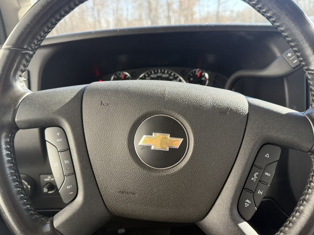 2021 Chevrolet Express Commercial Cutaway 3500 Van 139 Maumee OH