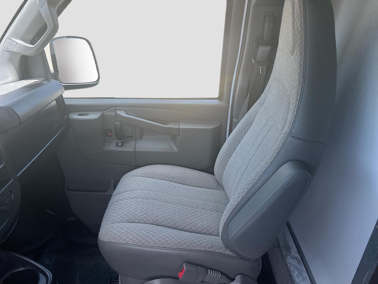 2021 Chevrolet Express Commercial Cutaway 3500 Van Venice FL