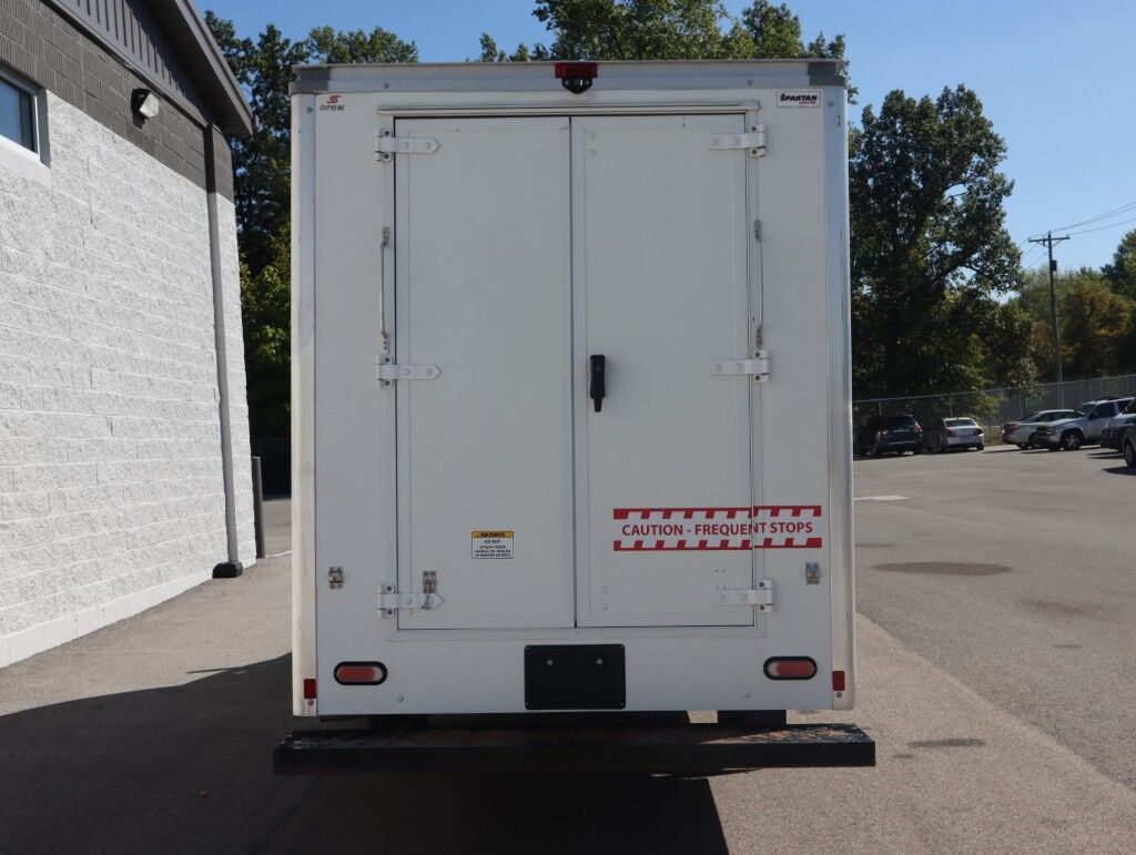 2021 Chevrolet Express Commercial Cutaway 3500 Van w/6.6L V8/12 ft Box Maumee OH
