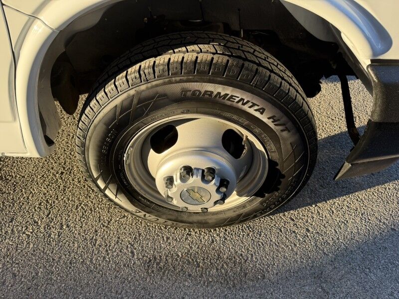 2021 Chevrolet Express G3500 Box Van 38k mi's Collinsville OK