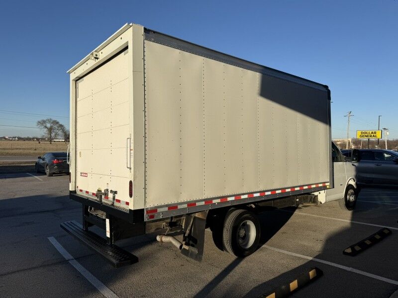2021 Chevrolet Express G3500 Box Van 38k mi's Collinsville OK