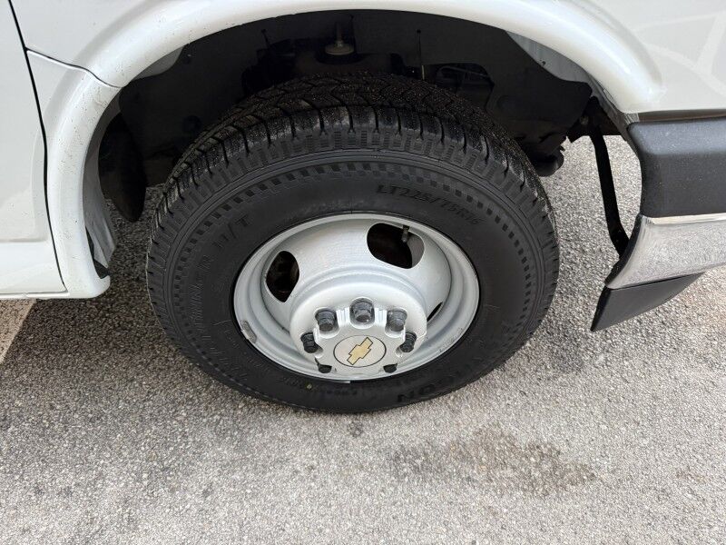 2021 Chevrolet Express G3500 Box Van 6.6L V8 42 Collinsville OK