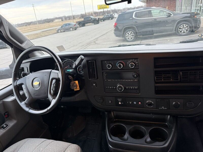 2021 Chevrolet Express G3500 Box Van 6.6L V8 42k mi's Collinsville OK