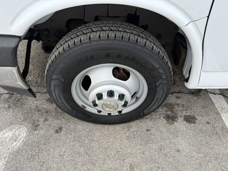 2021 Chevrolet Express G3500 Box Van 6.6L V8 42k mi's Collinsville OK