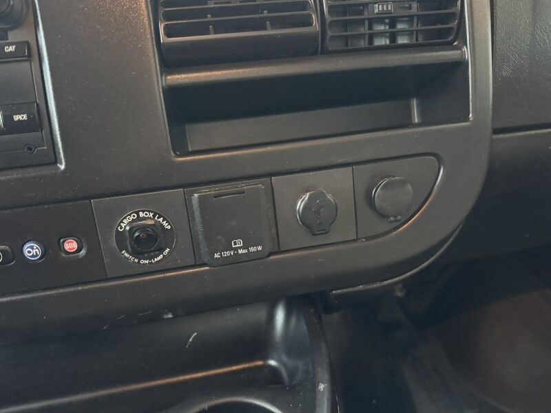2021 Chevrolet Express G3500 Box Van 6.6L V8 42k mi's Collinsville OK