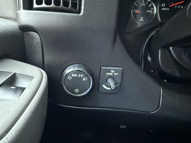 2021 Chevrolet Express G3500 Box Van 6.6L V8 42k mi's Collinsville OK