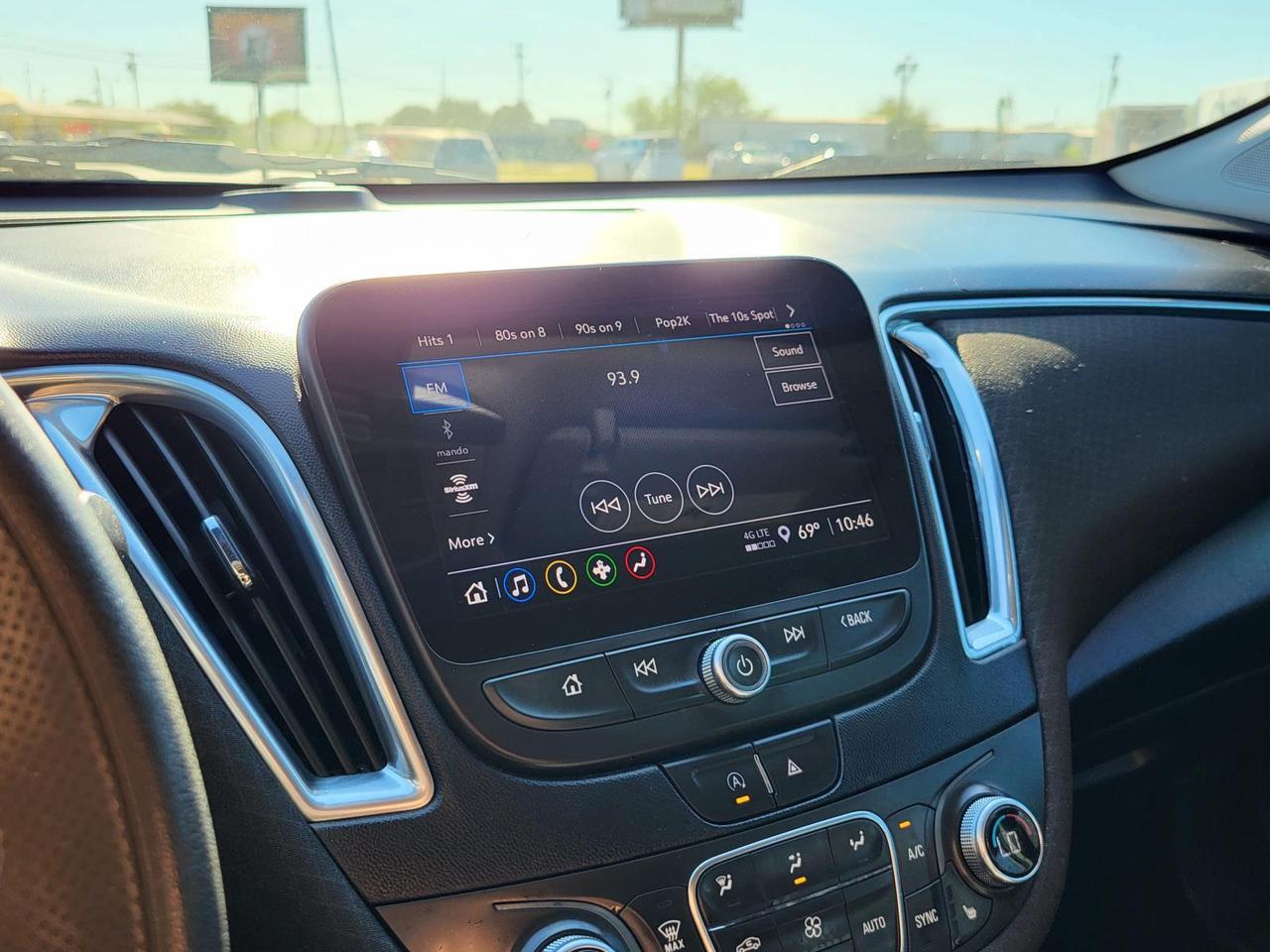 2021 Chevrolet Malibu 4dr Sdn LT Beeville TX