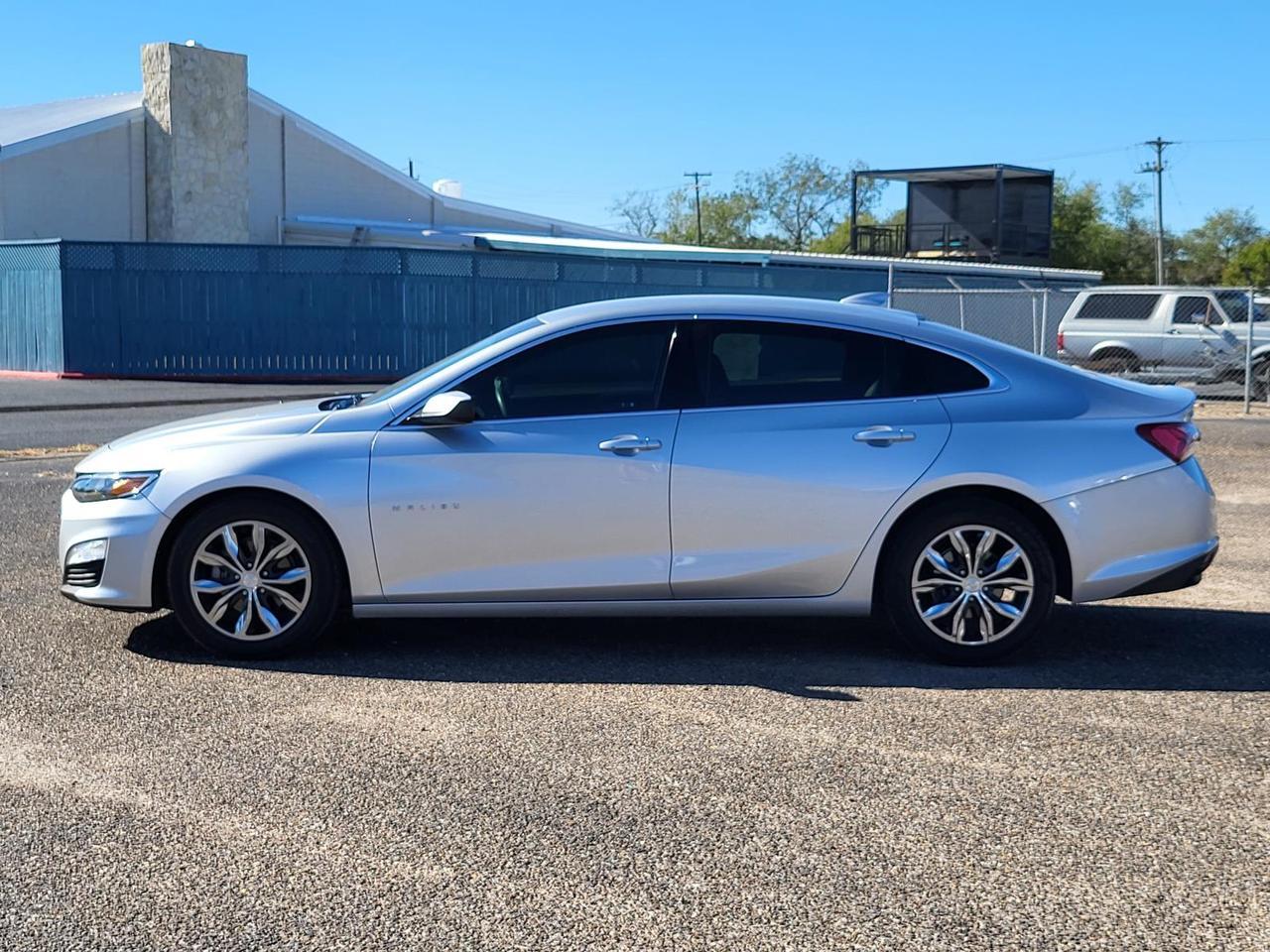 2021 Chevrolet Malibu 4dr Sdn LT Beeville TX