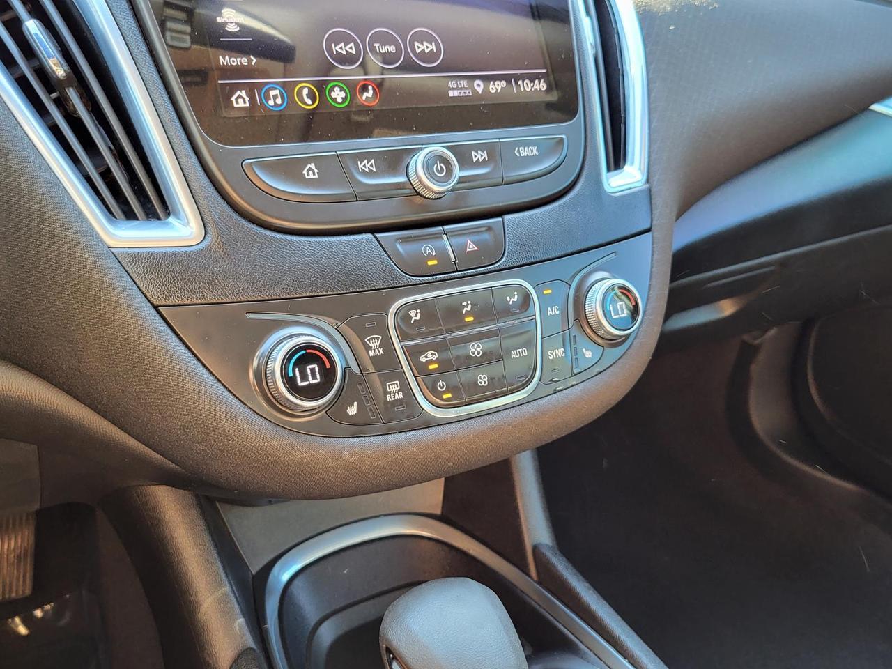 2021 Chevrolet Malibu 4dr Sdn LT Beeville TX