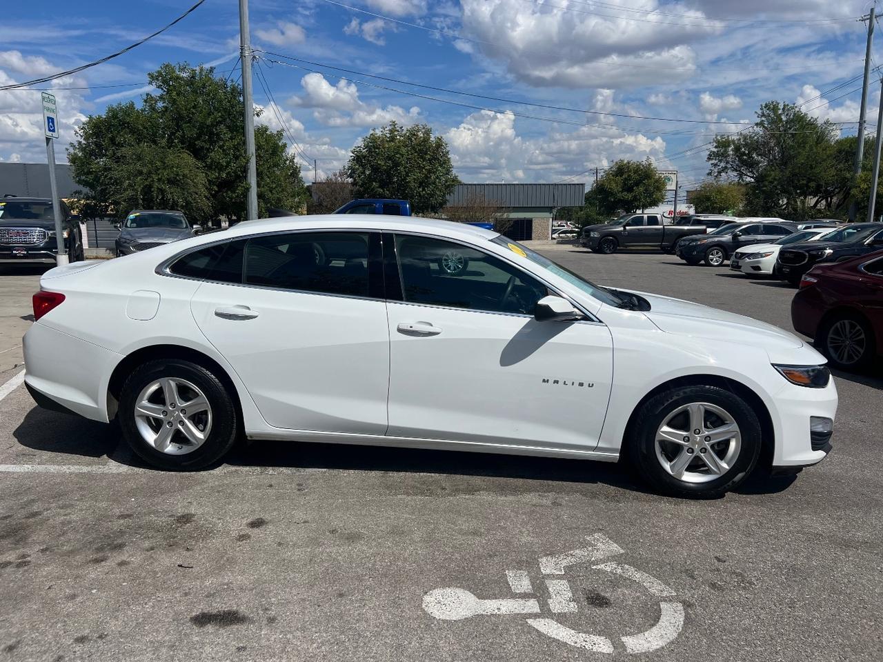 2021 Chevrolet Malibu FWD 1FL Austin TX