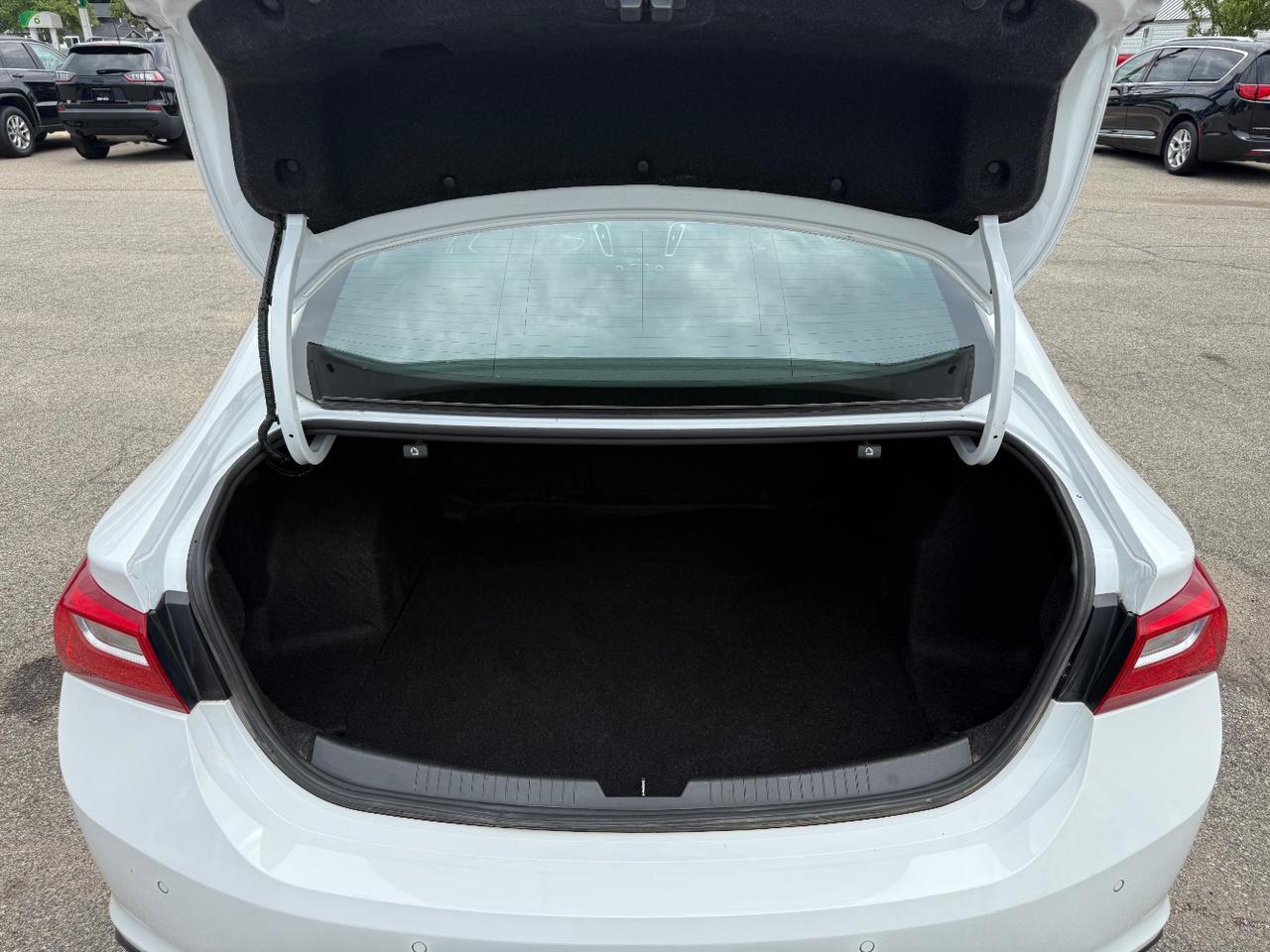 2021 Chevrolet Malibu FWD 1FL Wayland MI