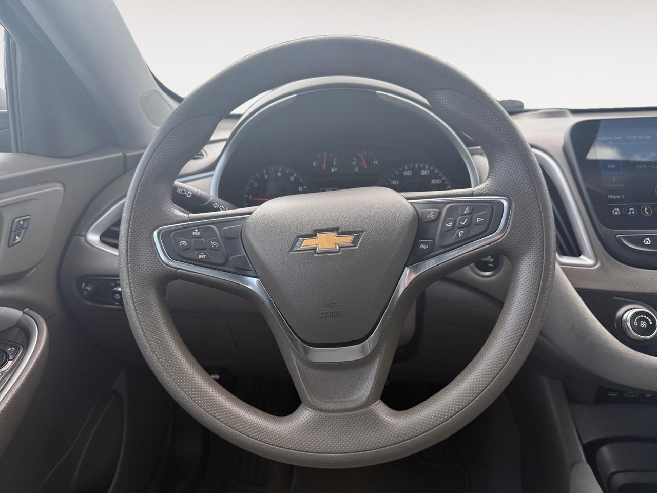 2021 Chevrolet Malibu LS, APPLE CARPLAY/ANDROID AUTO, BACKUP CAMERA, KEYLESS START, WIFI, POWER MIRRORS, ONLY 1 OWNER, CLEAN CARFAX! Norfolk VA