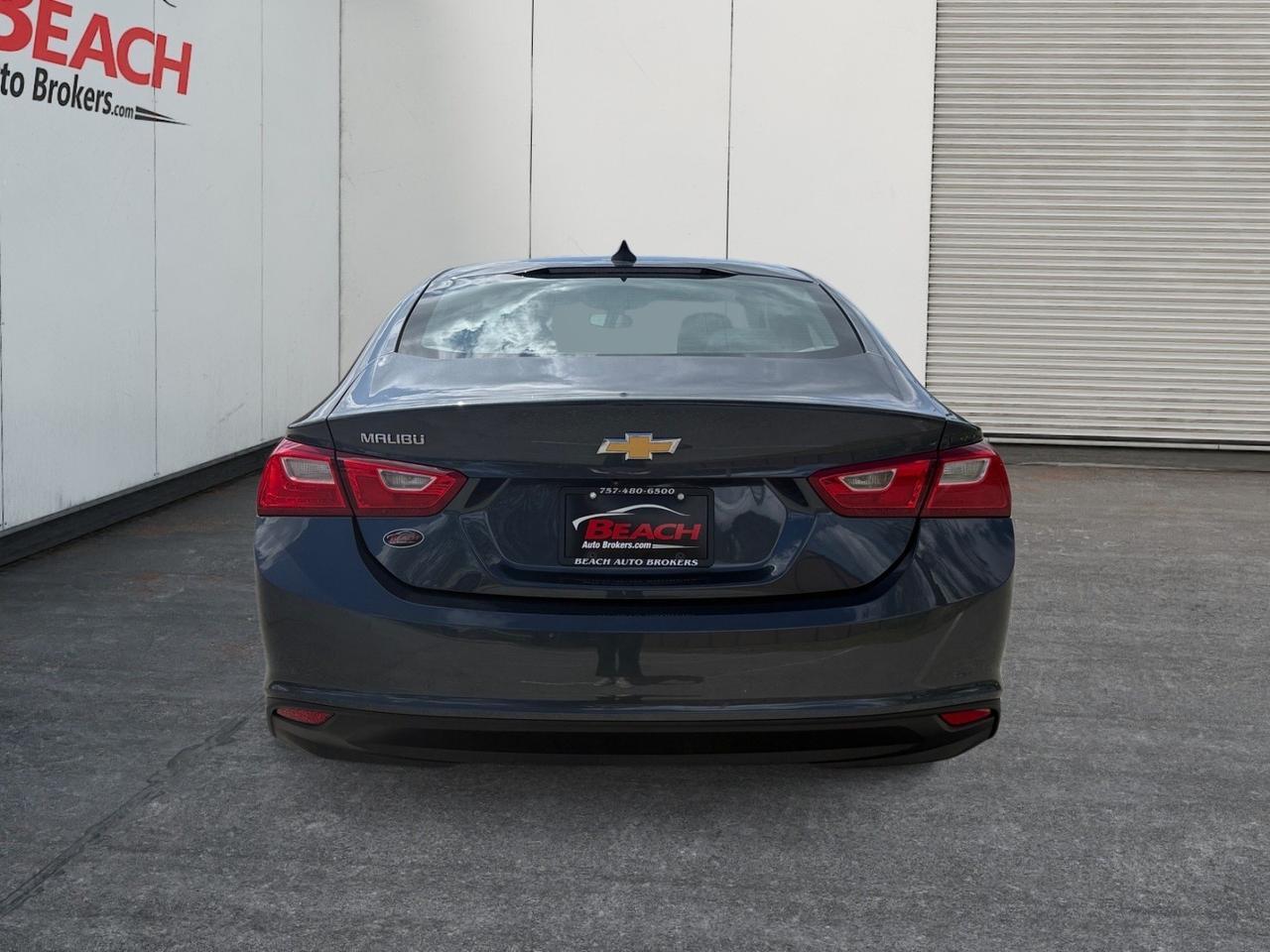 2021 Chevrolet Malibu LS, APPLE CARPLAY/ANDROID AUTO, BACKUP CAMERA, KEYLESS START, WIFI, POWER MIRRORS, ONLY 1 OWNER, CLEAN CARFAX! Norfolk VA