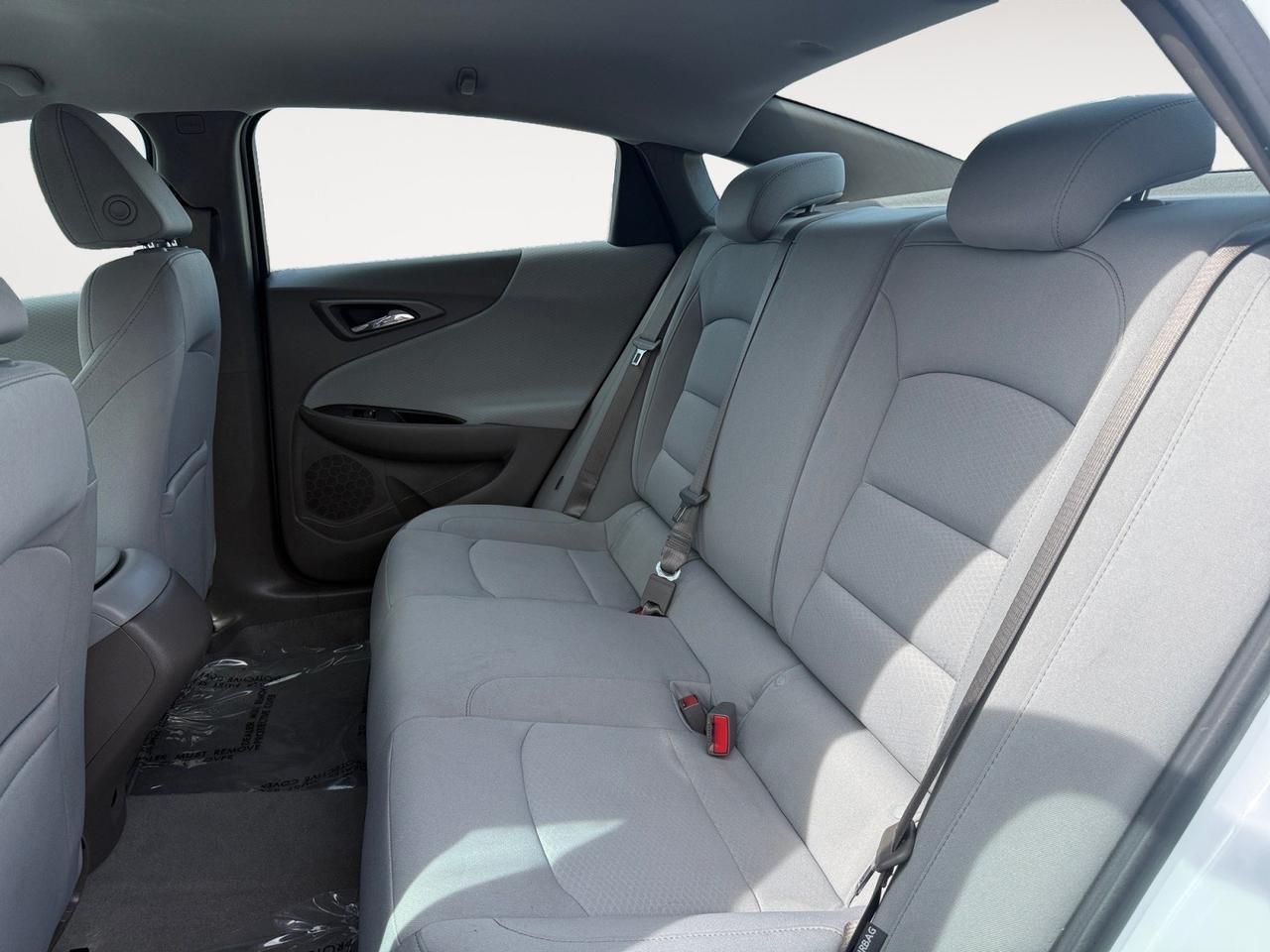 2021 Chevrolet Malibu LS, APPLE CARPLAY/ANDROID AUTO, BACKUP CAMERA, POWER MIRRORS, WIFI, NAVIGATION, LANE KEEP ASSIST, BLIND SPOT ALERT, ONLY 1 OWNER! Norfolk VA