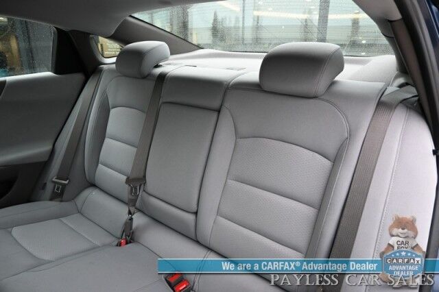 2021 Chevrolet Malibu LT / Driver Confidence II Pkg / Auto Start / Power & Heated Cloth Seats / Adaptive Cruise Control / Lane Departure & Blind Spot Alert / Apple CarPlay & Android Auto / Back Up Camera / Keyless Entry & Start / 1-Owner Anchorage AK