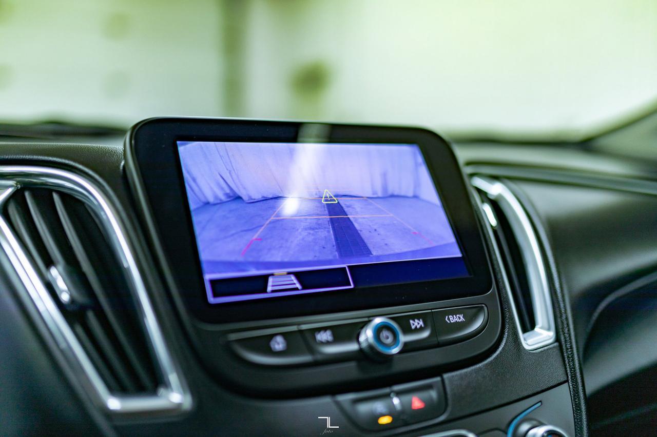 2021 Chevrolet Malibu LT Leather Roof BCam Red Deer AB