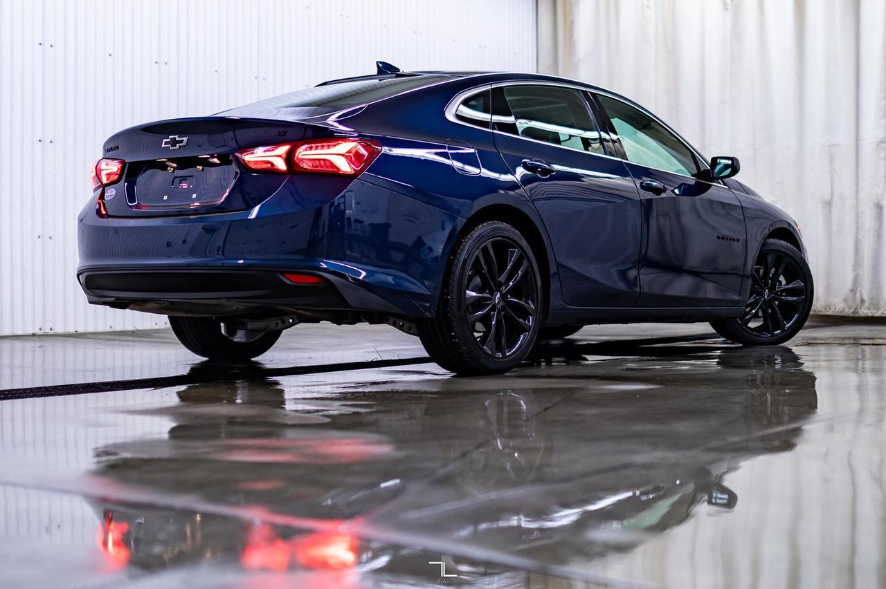 2021 Chevrolet Malibu LT Leather Roof BCam Red Deer AB