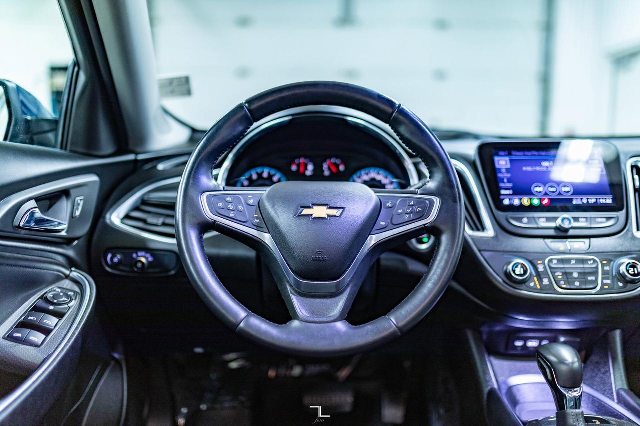 2021 Chevrolet Malibu LT Leather Roof BCam Red Deer AB